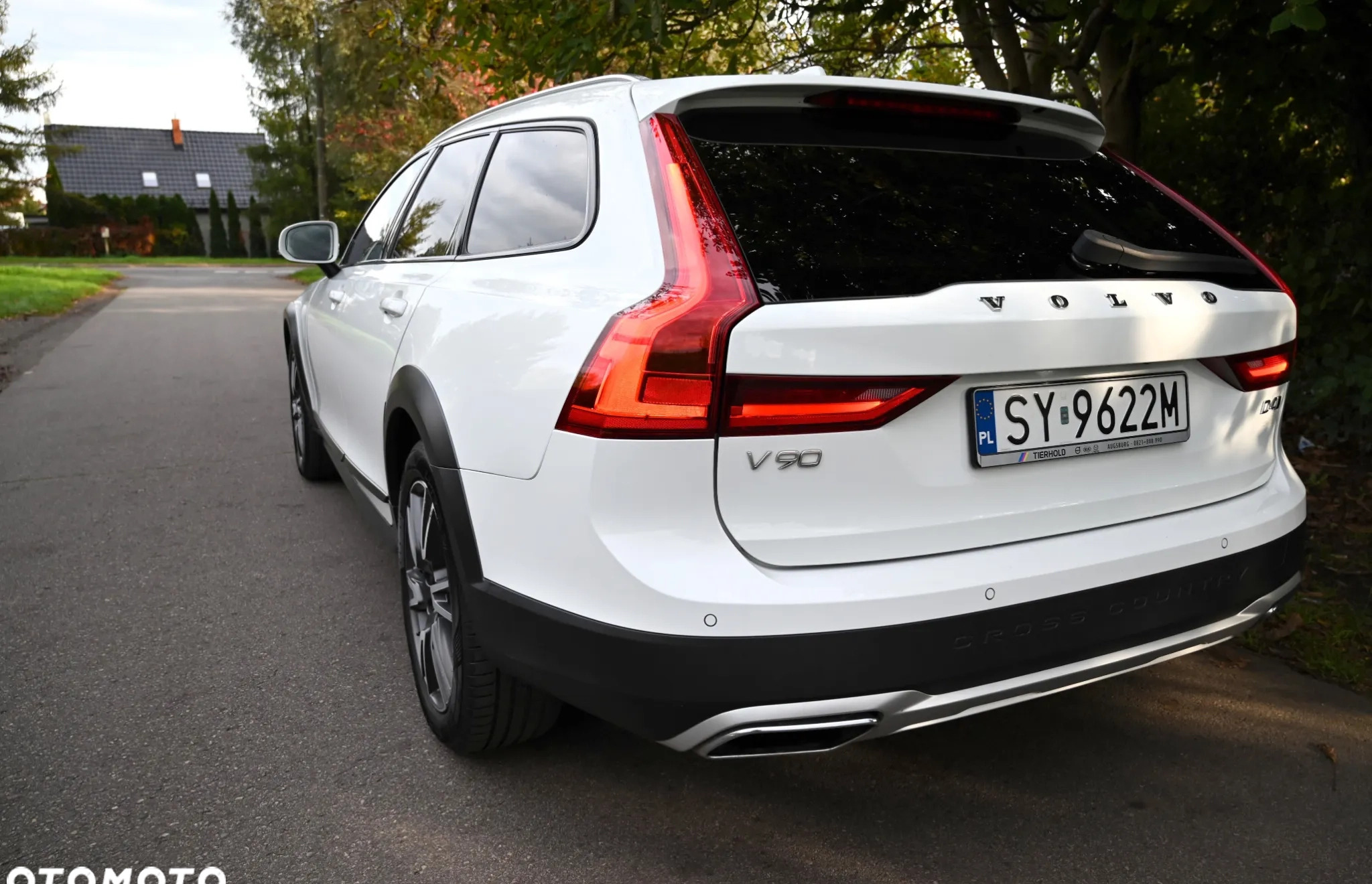 Volvo V90 Cross Country cena 129900 przebieg: 169000, rok produkcji 2019 z Pobiedziska małe 781